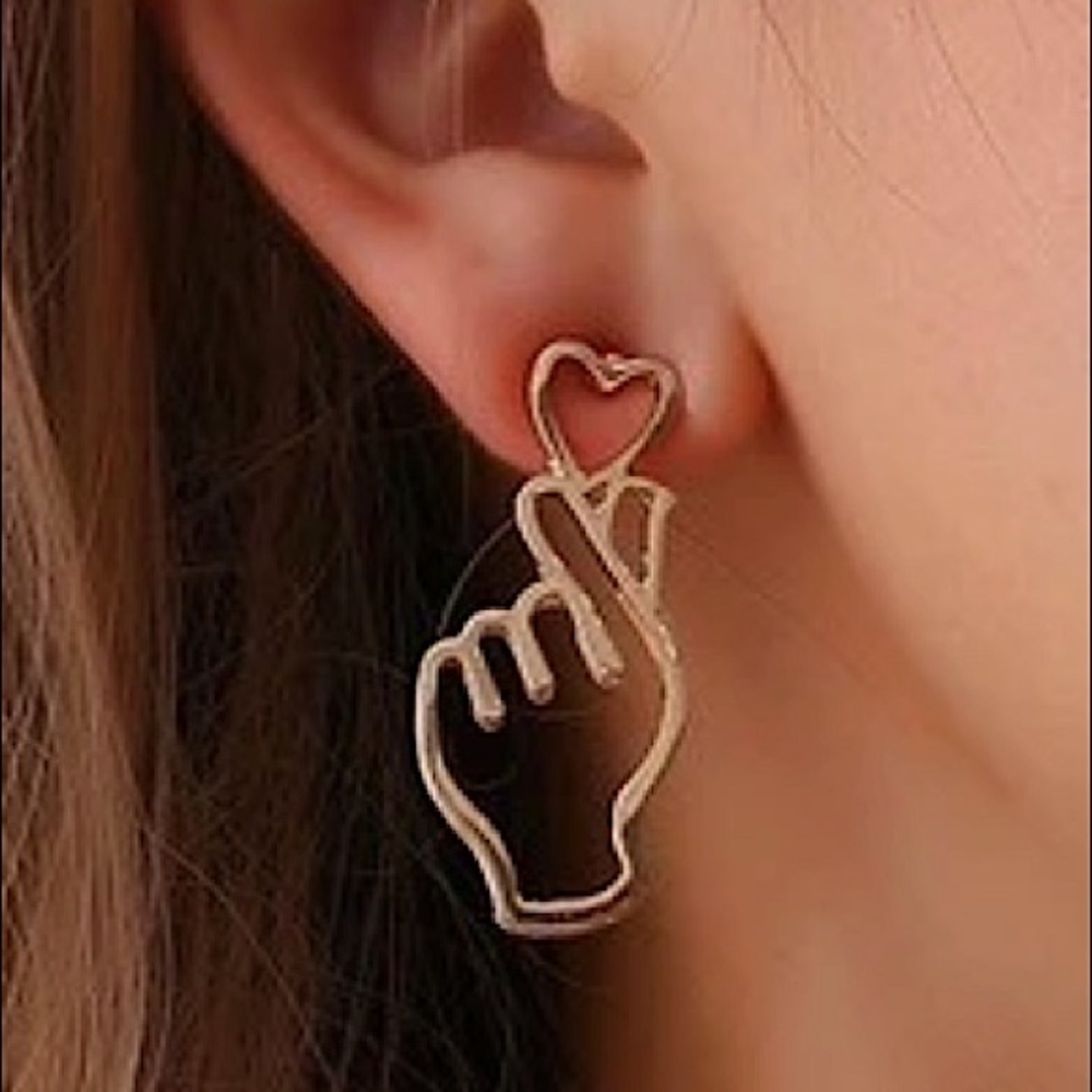 Gold Hand Holding Heart Shape Fashion Earrings